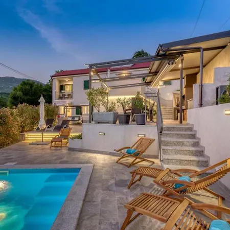 Holiday home Leticija - Hr-10063-01 By Interhome Hreljin